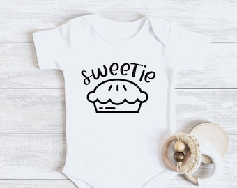 Sweetie Pie , Thanksgiving Baby , Fall , Pumpkin Pie Bodysuit, Custom Thanksgiving , Pumpkin Pie, Spice Spice Baby