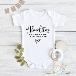 Spanish Pregnancy Announcement Baby Bodysuit: Abuelitos Announcement Tee