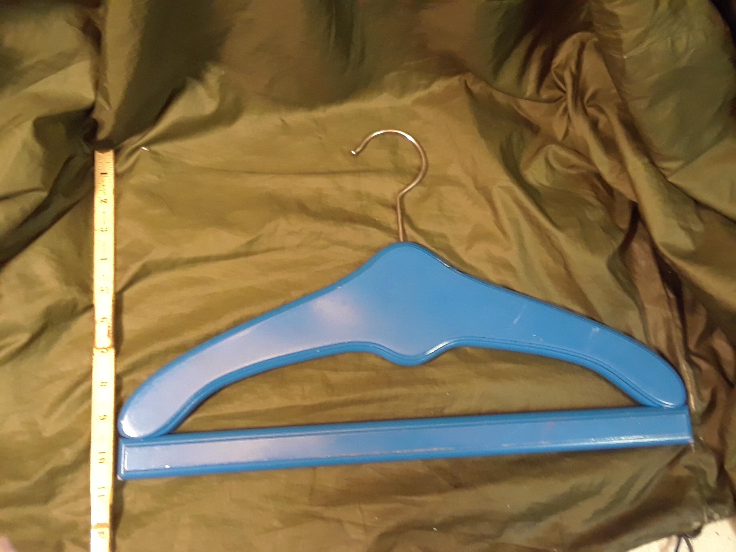 Vintage Clothes Hangers with trousers bar...Handsome Etsy.de