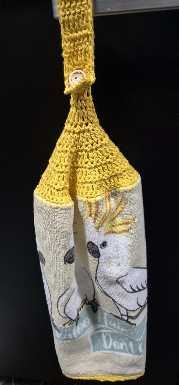 Aussie novelty 100% cotton tea towels in various patterns and colours.