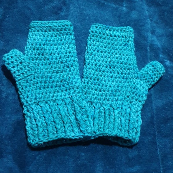 Gorgeously soft, unisex fingerless gloves to fit small to medium adult in sea green bamboo wool acrylic mix yarn.