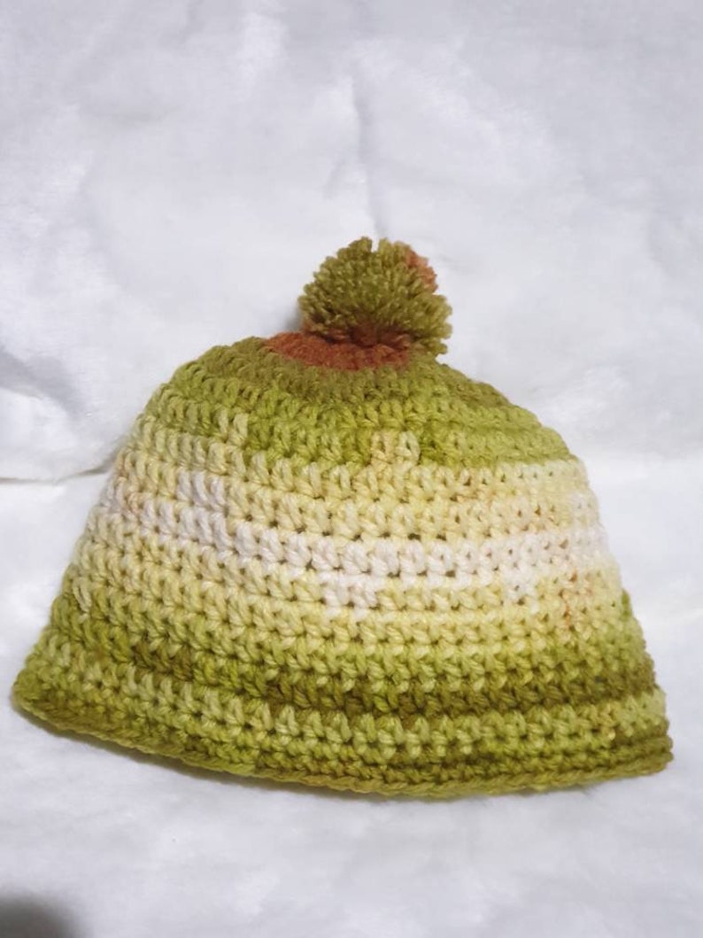 Toddler beanie Unisex Kids knit hat Small knit hat Unisex kids hat. Kids beanie Kids pompom Beanie Toddler knit hat Crochet Beanie