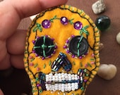 Handmade brooch - sugar skull - Handembroidered - wearable art