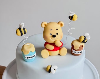 Winnie the Pooh Fondant Cake Topper, handmade in Switzerland