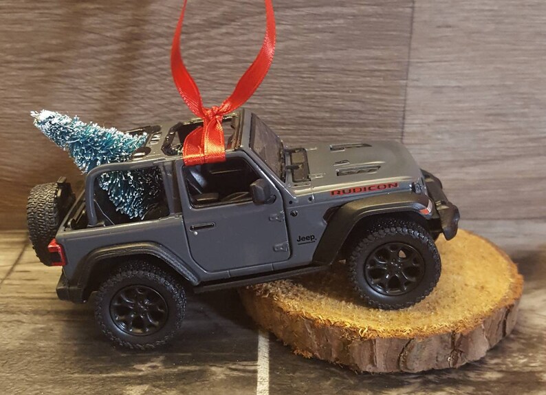 JEEP WRANGLER RUBICON JL WHITE CHRISTMAS TREE ORNAMENT