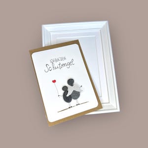 Kieselkärtchen handgeschrieben - Schutzengel - incl. Rahmen 13x18 cm in weiß - Karte mit Einleger und Umschlag - Sticker - Geschenk -
