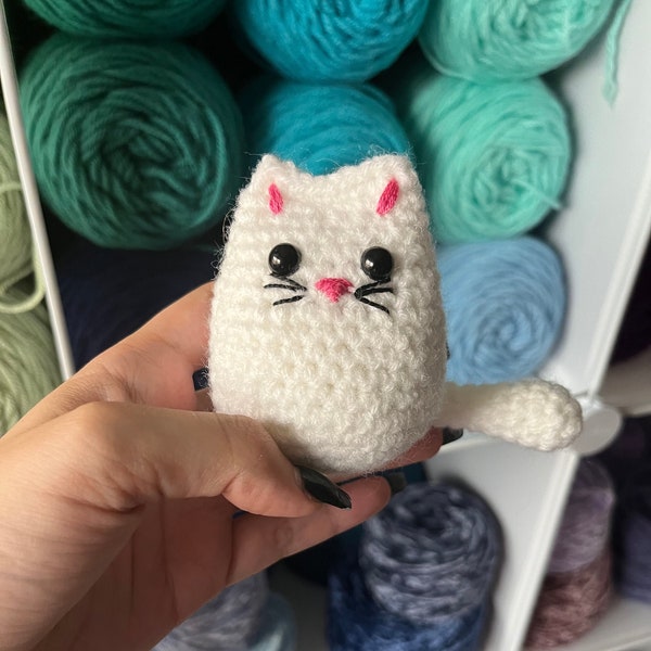 3.5” Crochet Small White Kitty Cat Stuffed Animal, Cute Little Kitty Cat, Pocket Size Cat Stuffie, Handmade Cat Plush, Cat Lovers Gift