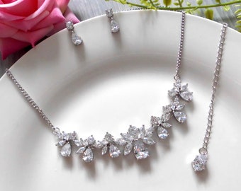 Cubic zirconia wedding evening bridal or bridesmaid necklace & small earrings silver platinum plated