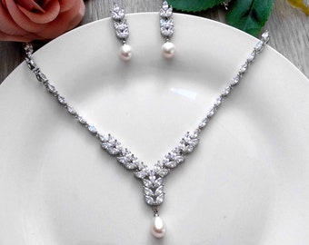 Cubic zirconia natural freshwater pearl drop wedding evening bridal necklace & earrings set silver marquise cut diamond