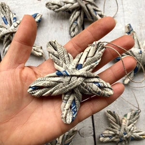 10 Stelline in carta di quotidiano, originali chiudi pacco o segnaposto eco friendly