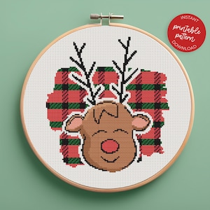 Christmas Deer Cross Stitch Pattern, Cute Reindeer Christmas Ornament X-Stitch Pattern, Christmas Spirit Handmade Gift, Instant Download PDF