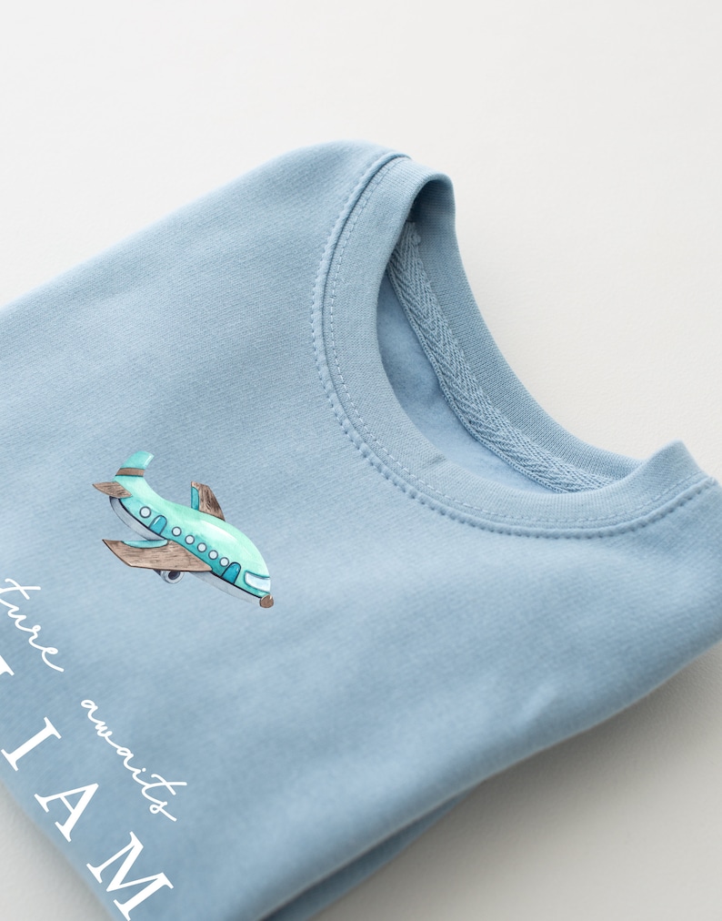 Personalised Holiday sweatshirt - Airport Outfit- First Time flyer - Aeroplane sweatshirt - Pale blue and white bild 4