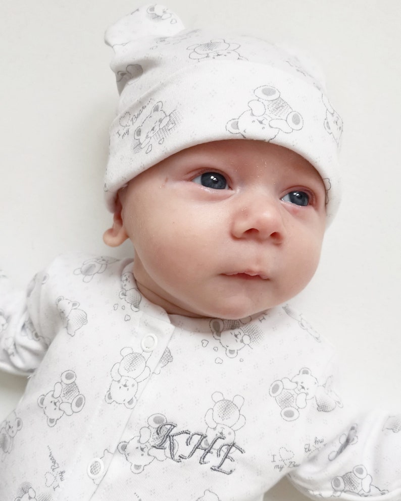 Personalised Baby Bear Sleepsuit and Hat Set Newborn Baby Gifts Unisex Baby Outfits