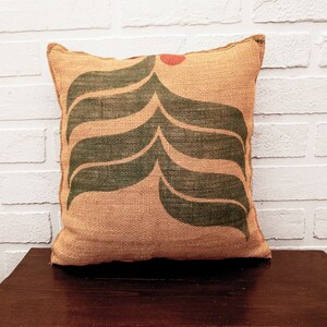 Decorative cushions with insert Made of Brazilian cofe jute bag