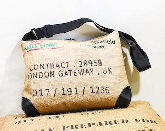 Sac messager fabriqué à partir d&#39;un authentique sac à café du Nicaragua Sac à bandoulière recyclé avec poignée réglable et fermeture éclair