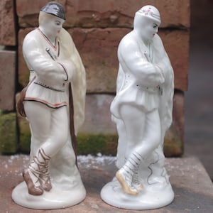 Figuras de pastores, Porcelana Rumanía, Curtea de Arges, porcelana pintada a mano