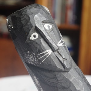 Wooden cat figurine, black cat, animal figurine, folk sculpture, folk art, Romanian sculpture,