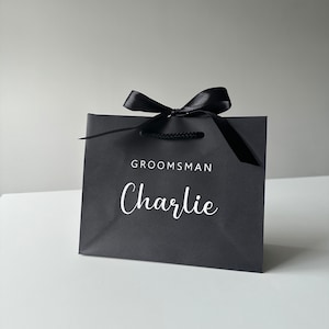 Damigella d'onore personalizzata, damigella d'onore, testimone dello sposo, testimone dello sposo, madre/padre sposa/sposo - Borsa regalo con nastro e corda, crema, nero, bianco, kraft