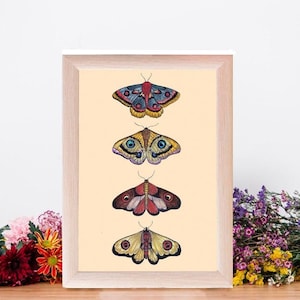 Vintage stijl aardse gekleurde motten illustratie Art Print