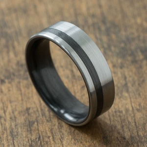 Titanium and carbon fiber ring - Industrial modern ring - Minimalist wedding band - Dark mens ring -Unique carbon band - Gray and black ring