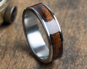 Bague Santos en titane et bois de rose - Bague industrielle moderne - Alliance en titane - Bague pour homme - Cadeau d'anniversaire de 5 ans - Bague en bois foncé