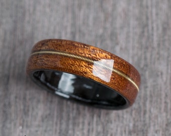 Mahogany Sapele and Black Oak Ring With Guitar String Inlay -  Promise Ring - Mens Wedding Band - Guitarist Ring  Musician Gift  Rock'n'roll