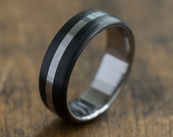 Bague en titane et fibre de carbone - Alliance minimaliste industrielle - Alliance - Bague pour homme grise et noire - Cadeau d'anniversaire de 5 ans - Fiançailles