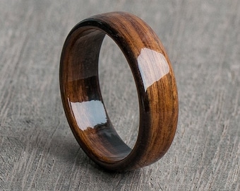 Rosewood - Wedding Ring - Wood Jewellery - Classic Ring - Wooden Ring - Brown - Black - Boyfriend Gift - Mens Ring - 5 year Anniversary