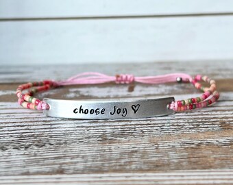 Elige la alegría / Pulsera / Pulsera grabada a mano / Pulsera ajustable / Pulsera de cuentas