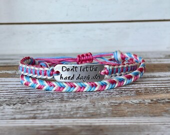 No dejes que los días difíciles te venzan / Conjunto de pulseras / Pulsera grabada a mano / Pulsera ajustable / Pulsera ligera