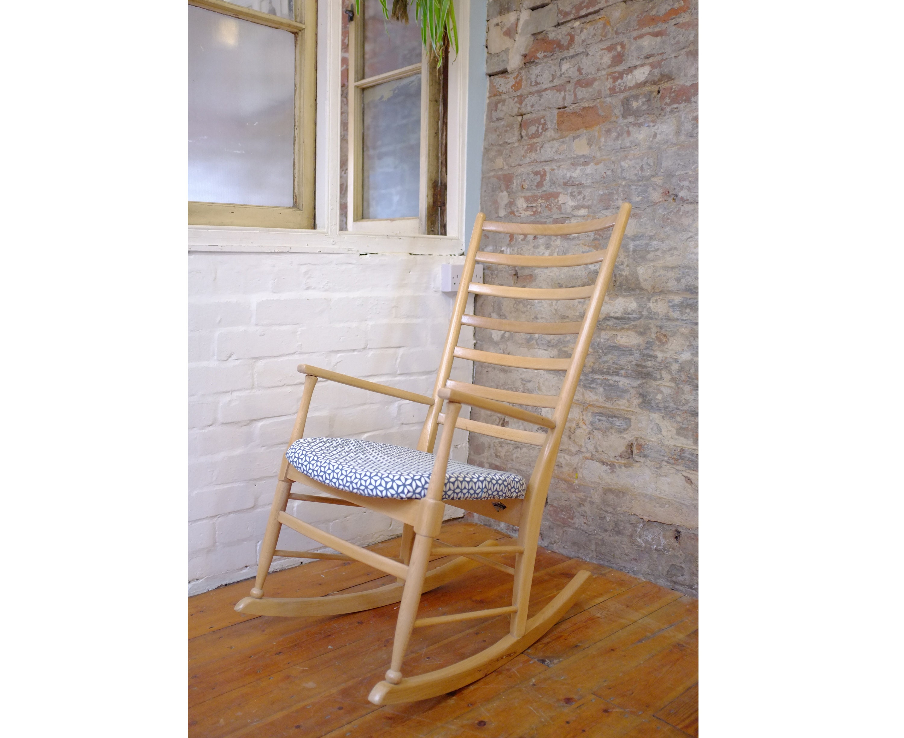 Mcm 2024 rocking chair