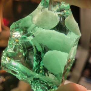 Amazing gem gold green andara crystal 111 grams