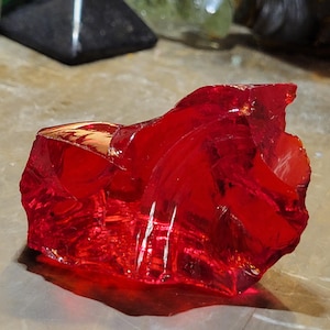 Gem Scarlet Shift Andara Crystal 70 grams