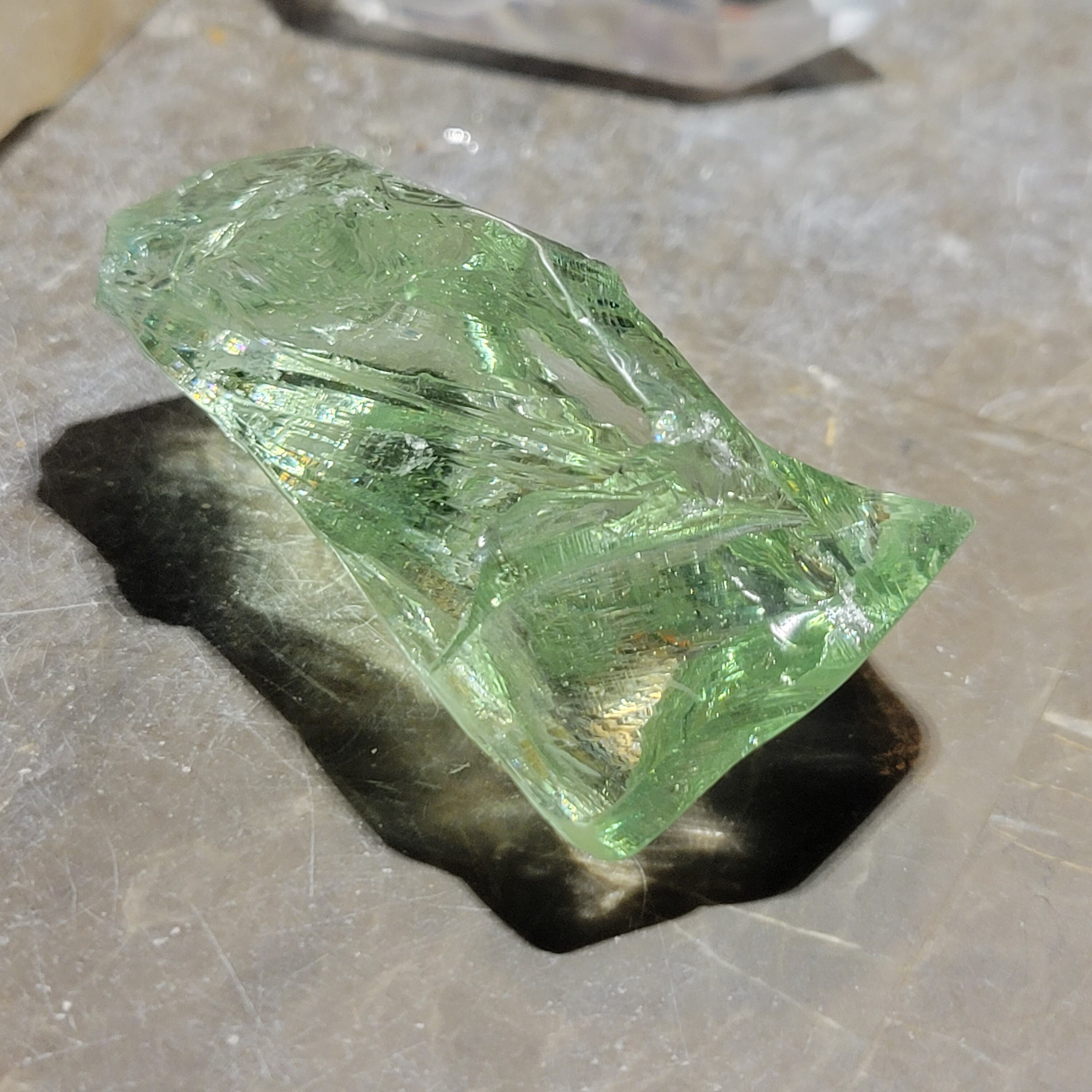 宝石セレスティアルゴールドグリーンアンダラクリスタル64グラム