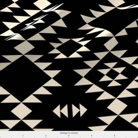 W 152 cm New-Medium Weight Black//White//Red Tribal Design 100/% Cotton Fabric