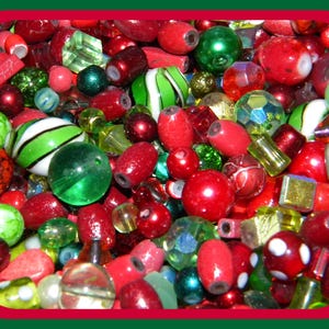 New 6/oz Loose Glass Beads mix Cranberry Red&#39;s and Evergreen&#39;s mix beads lot 6-20mm Mixed Random pick colors & shaped Bead lot FREE SHIPPING