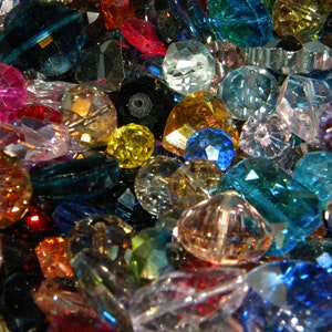 NEW Bulk 1 POUND ( about 150/pc) faceted Jesse James Glass Crystal Beads Mixed Random picked lot 10mm-22mm Mixed Size Mixed colors & shapes
