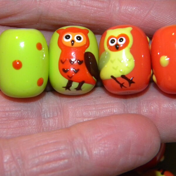 New 18/pc Glass Beads Super Cute owls Orange / Green 17.5mm x 11.5mm Hand Painted oval oblong shaped Bead lot 1.5mm Hole FREE SHIPPING