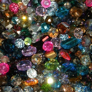 NEW 100/pc Faceted 6mm-12mm Jesse James Glass Crystal loose Beads Mixed Random picked lot Mixed Size, Mixed colors, and shapes