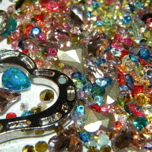 New 100/pc Rhinestone Floating charms only TINI 2mm-7mm randomly picked colors lot for living MEMORY Locket, floating charms MIXED lot