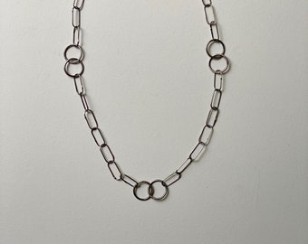 Collar de cadena minimalista informal de plata de ley