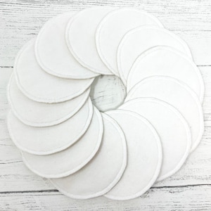 Reusable Breast Pads for Nursing Mums – Eco-Friendly Bamboo Fleece, Leak-Proof, Soft Cotton, Sustainable, Washable, Breastfeeding, Baby Gift