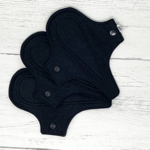 Pacote com 3 protetores de calcinha reutilizáveis / absorventes menstruais reutilizáveis / protetores diários de pano / absorventes de calcinha / absorventes menstruais de pano / absorventes de pano reutilizáveis / leves