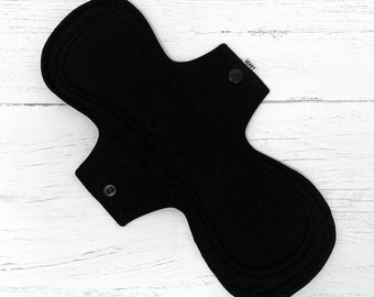 Reusable Cloth Menstrual Pads – Black Sanitary Towels, Eco-Friendly, Vegan, Waterproof, 11” x 6”, Bamboo Cotton, UK, Sustainable Period Care