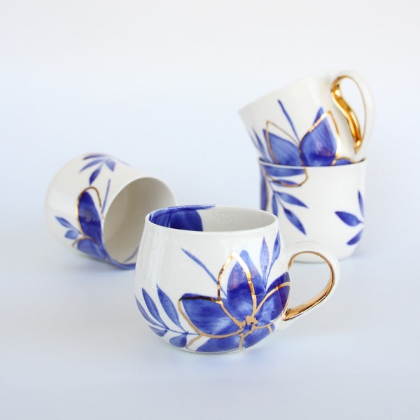 Handmade Porcelain Mug with Handpainted Floral Details | Gold Vintage Series | Nox Studio