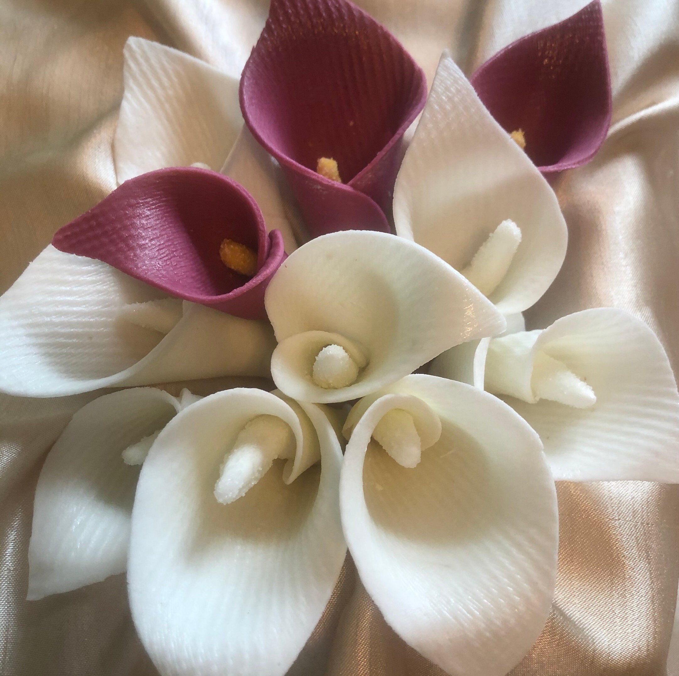 6 Edible Large CALLA LILIES / Cake Topper / Cake Decoration / Etsy Ireland