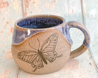Lila Schmetterling Becher, große Keramiktasse