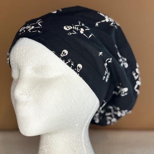 Moderna - Dansande skelett