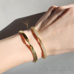 Dainty Gold Cuff Bangle: Minimalist Twisted Bracelet with Cubic Zirconia