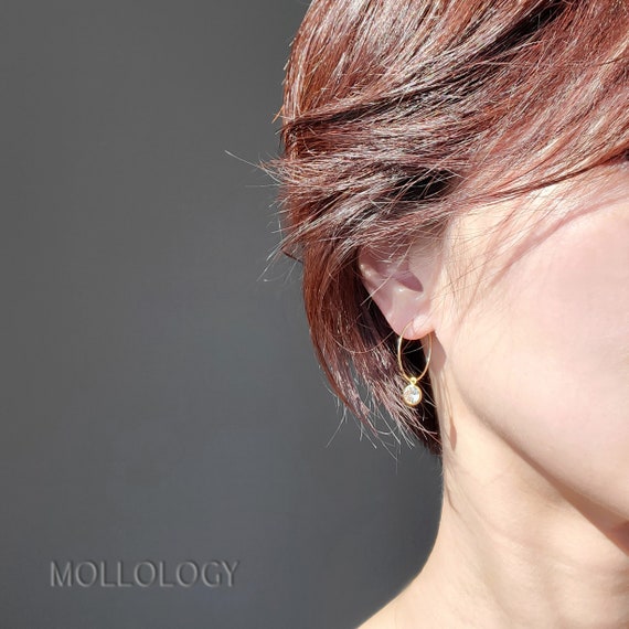 Dainty Hoop Earrings, Dainty Gold Huggies, Huggie Hoop Earrings